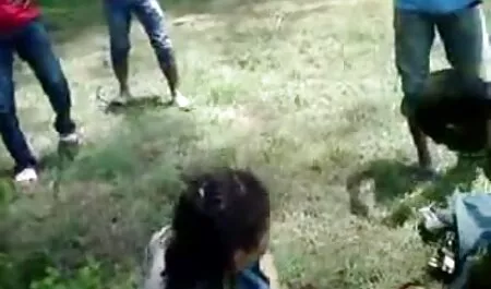 Дружина і сексдивитися ноги чисті